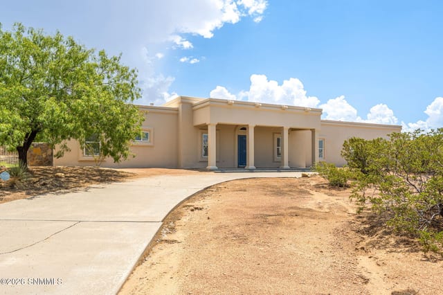 4360 Chase Place, Las Cruces, NM – 4 bedroom, 3,481 sqft single family residence for sale at $650,000