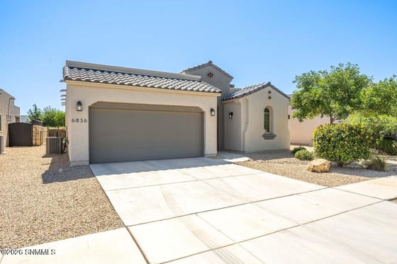 6836 Cassini Avenue, Las Cruces, NM 88012 photo 2