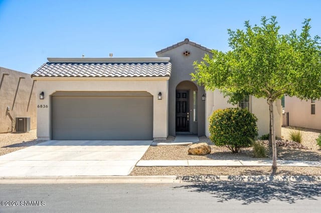 6836 Cassini Avenue, Las Cruces, NM – 4 bedroom, 1,756 sqft single family residence for sale at $325,000
