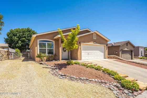 5195 Imperial Drive, Las Cruces, NM 88012 photo 2