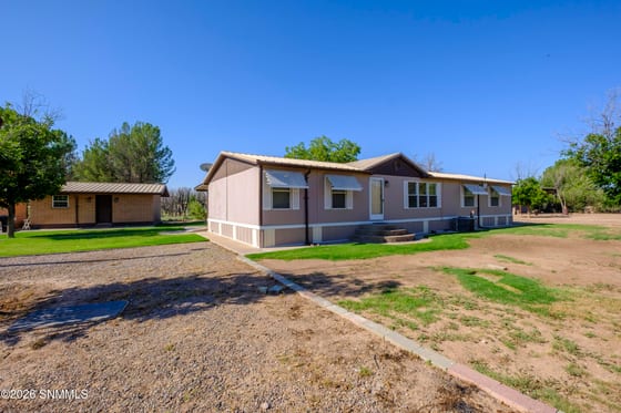 3998 Watson Place, Las Cruces, NM 88005 photo 2