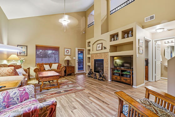 2547 Prado Del Sol Avenue, Las Cruces, NM 88011 photo 4