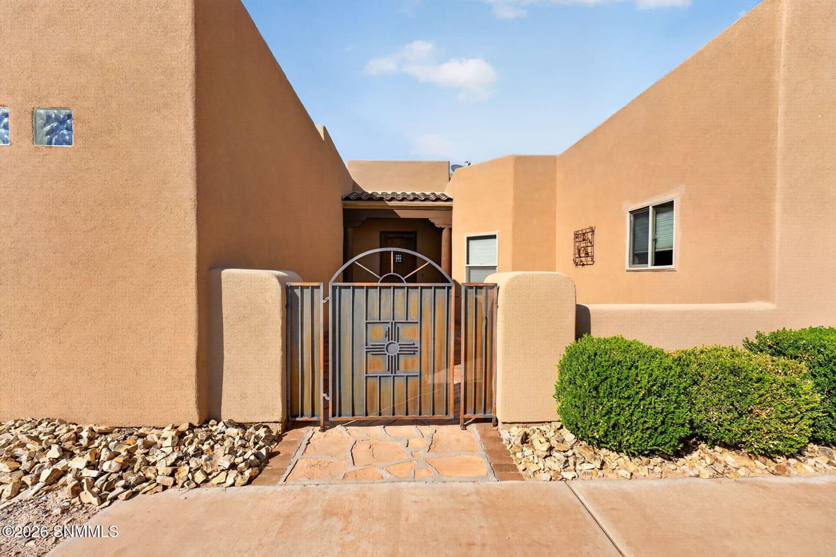 240 Providence Road, Las Cruces, NM 88007 photo 11