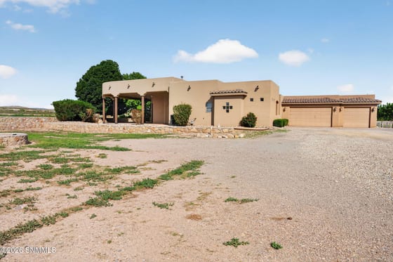 240 Providence Road, Las Cruces, NM 88007 photo 4