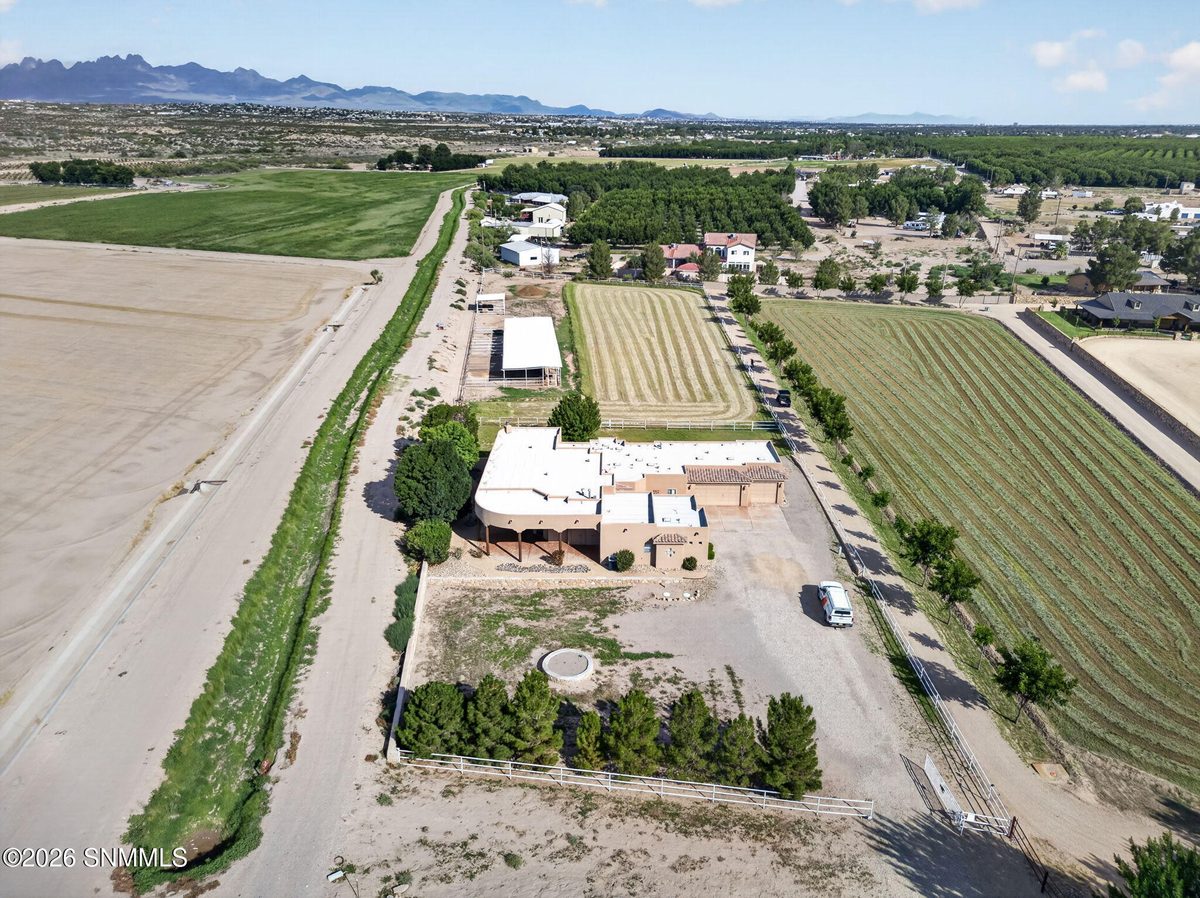 240 Providence Road, Las Cruces, NM 88007 photo 7
