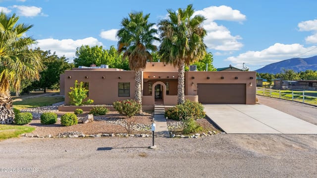 441 Hayride Road, Las Cruces, NM 88007 photo 2