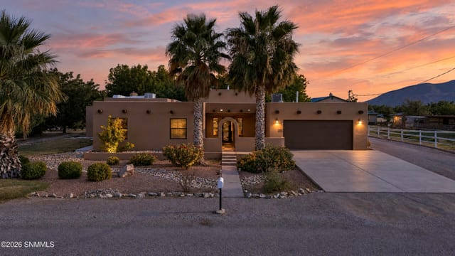 441 Hayride Road, Las Cruces, NM – 3 bedroom, 3,805 sqft single family residence for sale at $795,000