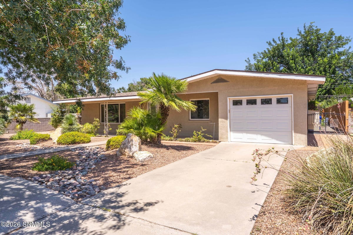 415 Milton Avenue, Las Cruces, NM 88005 photo 1
