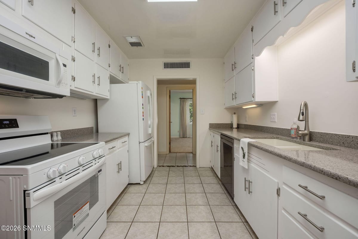 415 Milton Avenue, Las Cruces, NM 88005 photo 7