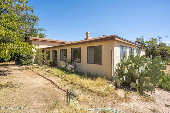 3107 Oak Street, Las Cruces, NM 88005 photo 2
