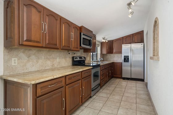3107 Oak Street, Las Cruces, NM 88005 photo 4