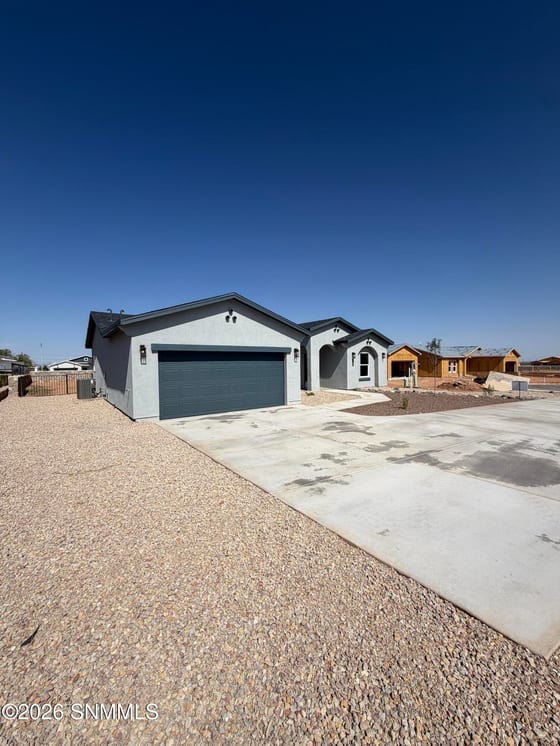 6545 Thrush Pl Street, Las Cruces, NM 88012 photo 2