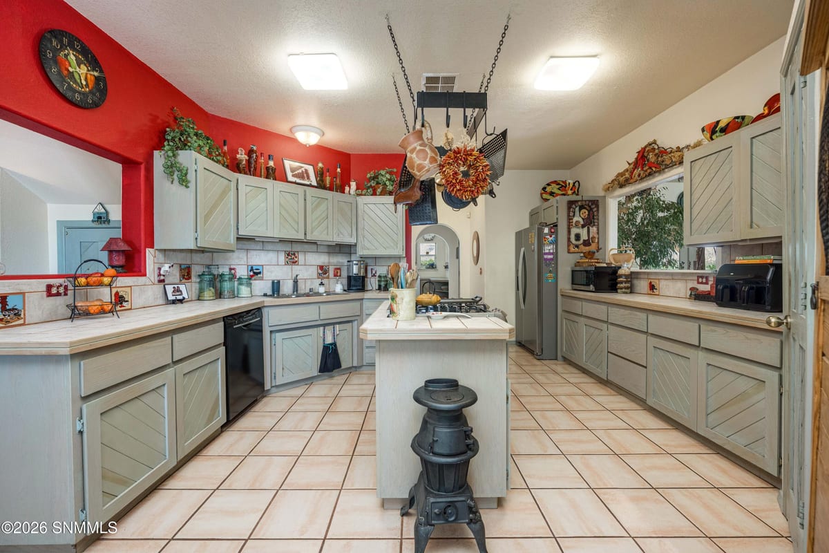 945 Eagle Wings Road, Las Cruces, NM 88007 photo 9