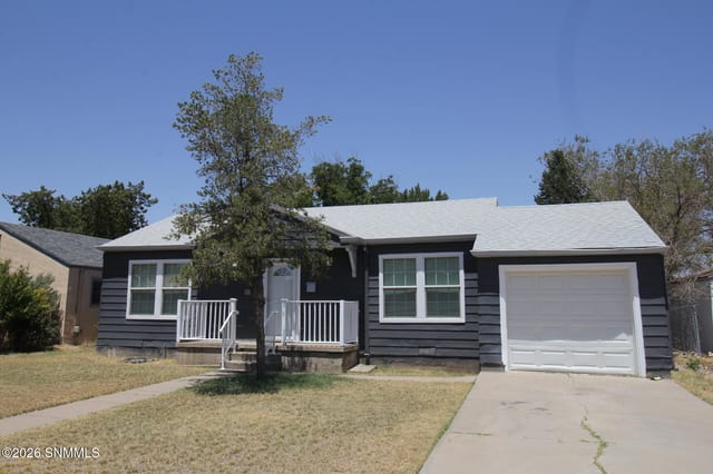 1613 W Walnut Street, Roswell, NM – 3 bedroom, 1,238 sqft single family residence for sale at $159,900
