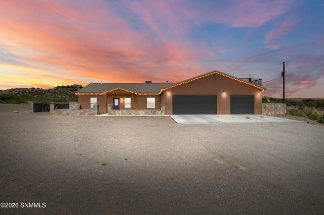 5707 Mauer Road, Las Cruces, NM – 3 bedroom, 2,228 sqft single family residence for sale at $599,999