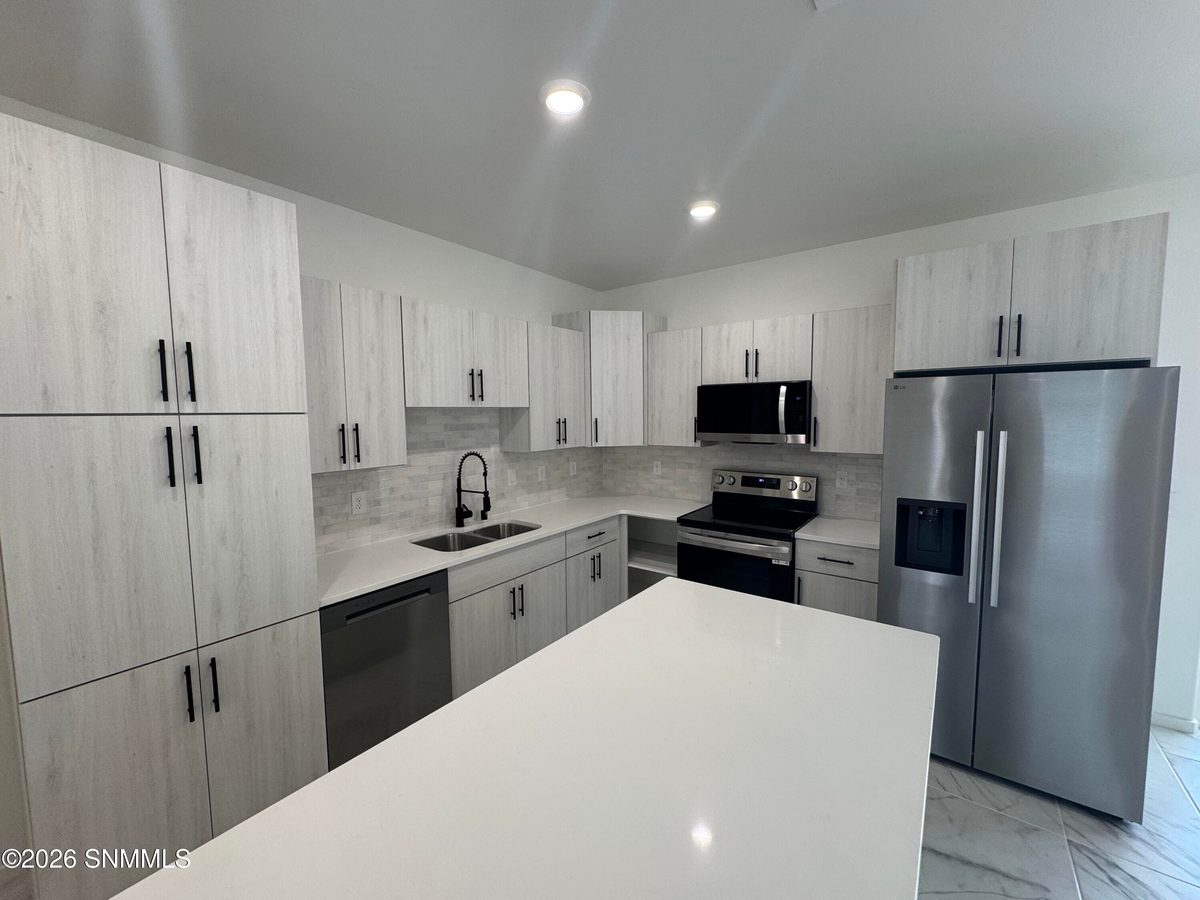 7474 Eagle Vista Street, Las Cruces, NM 88012 photo 7