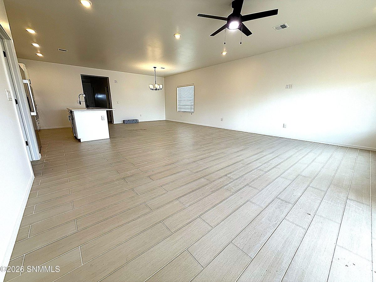 7468 Eagle Vista Street, Las Cruces, NM 88012 photo 13