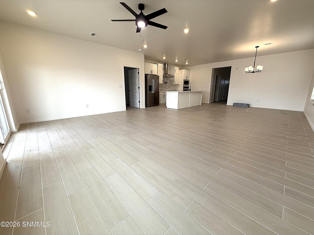 7468 Eagle Vista Street, Las Cruces, NM 88012 photo 14