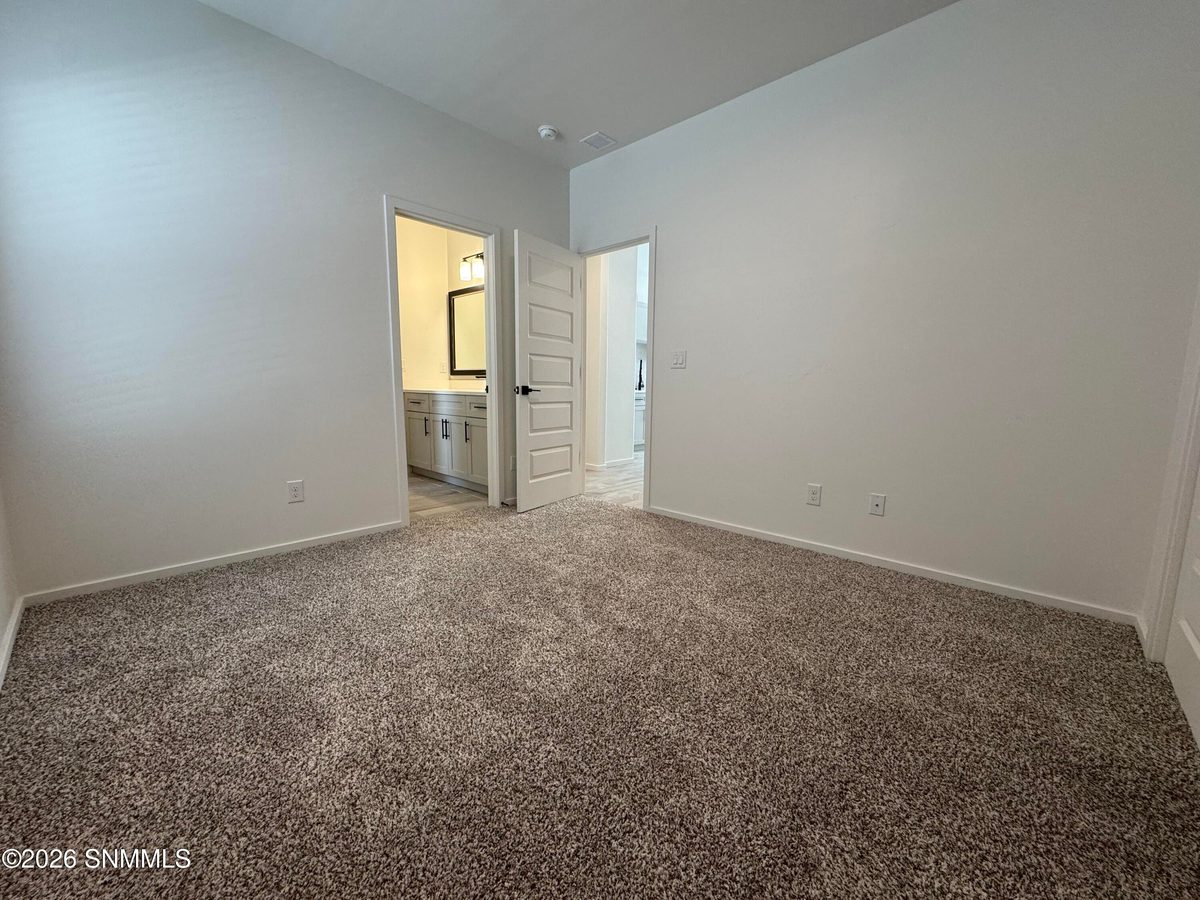 7456 Eagle Vista Street, Las Cruces, NM 88012 photo 10