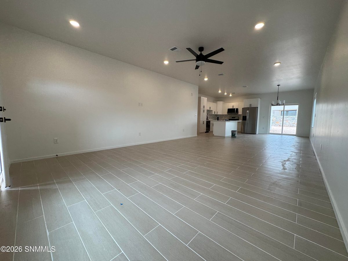 7450 Eagle Vista Street, Las Cruces, NM 88012 photo 5