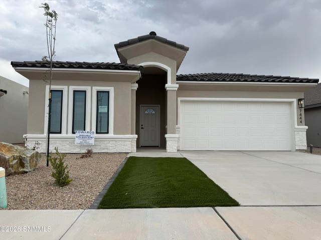 7444 Eagle Vista Street, Las Cruces, NM 88012 photo 2