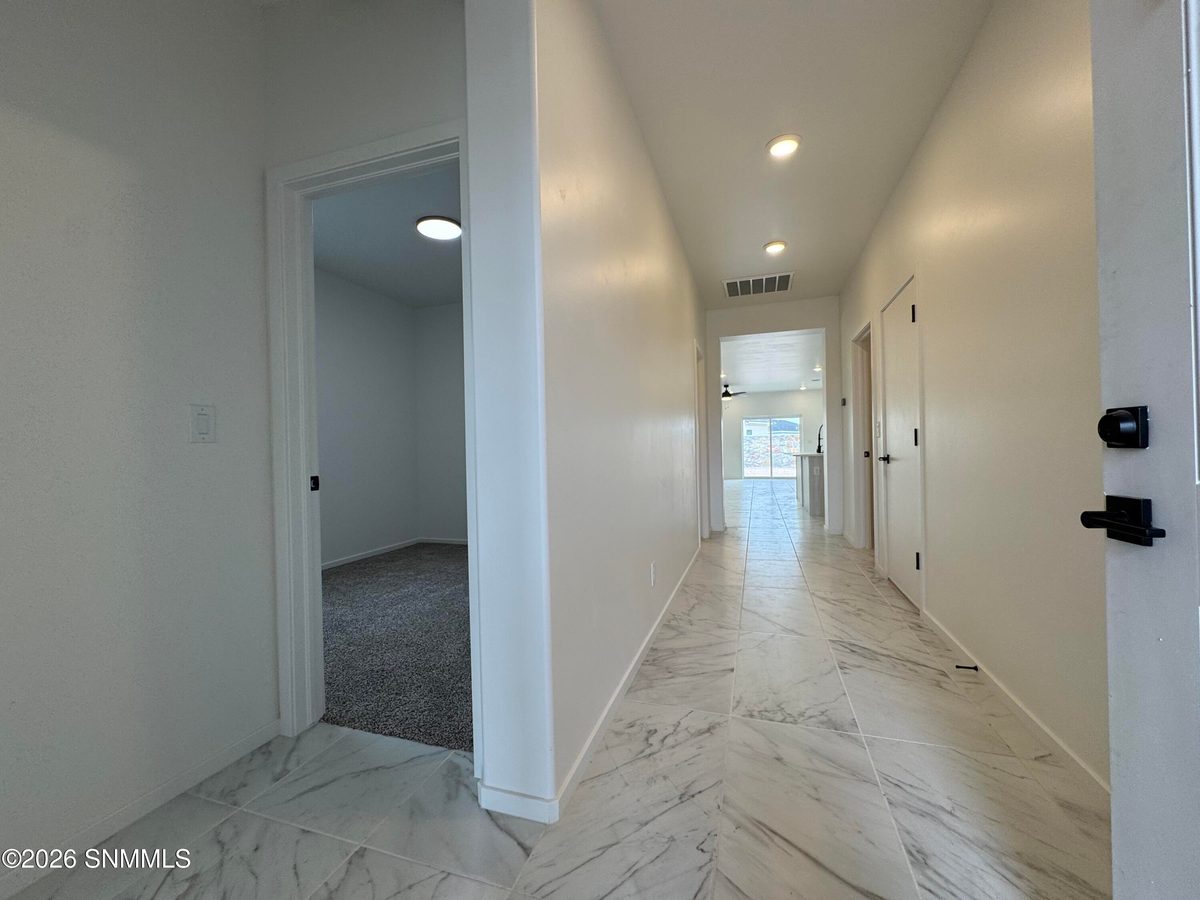 7444 Eagle Vista Street, Las Cruces, NM 88012 photo 4