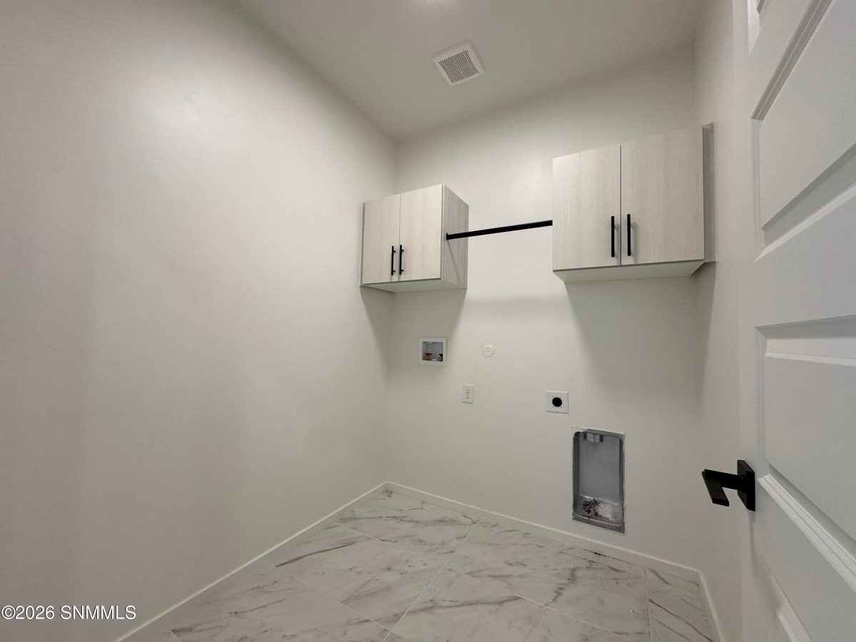 7444 Eagle Vista Street, Las Cruces, NM 88012 photo 7