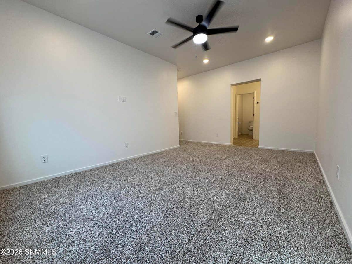 7480 Eagle Vista Street, Las Cruces, NM 88012 photo 9