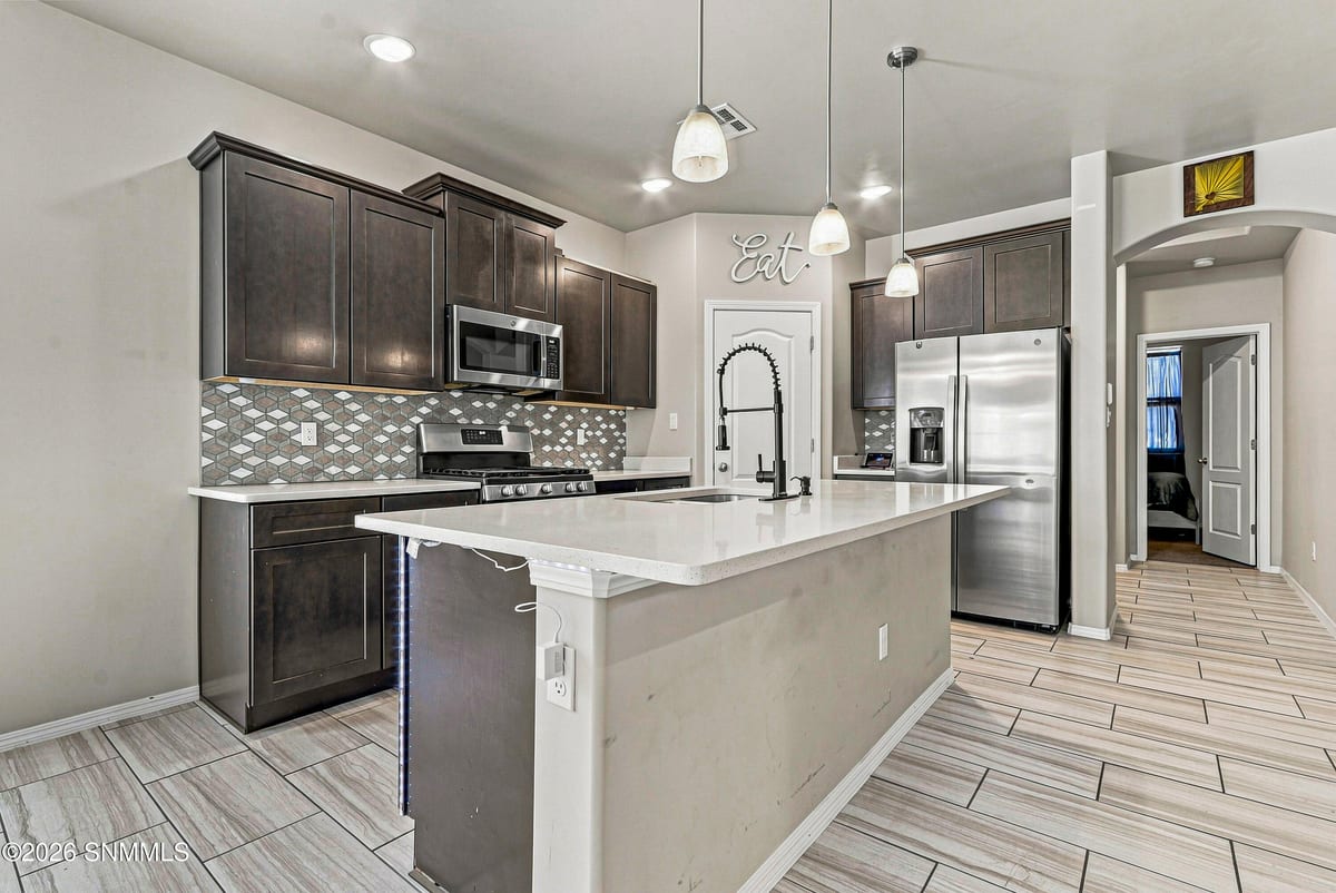 4242 Desert Lily Drive, Las Cruces, NM 88007 photo 6