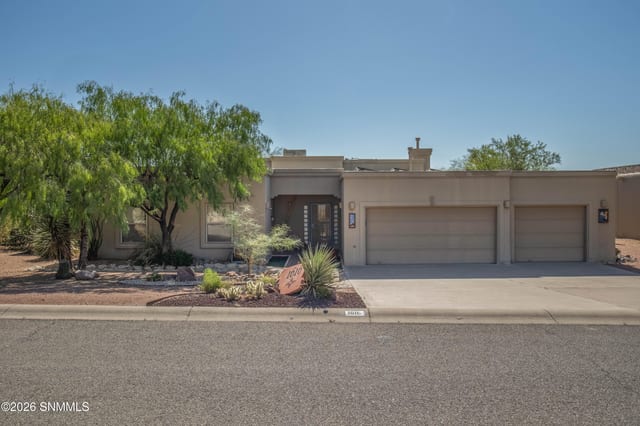 1616 Via Rubi, Las Cruces, NM – 3 bedroom, 1,742 sqft single family residence for sale at $390,000
