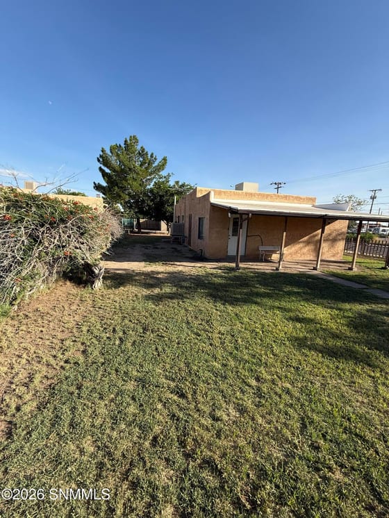 1219 McFie Avenue, Las Cruces, NM 88005 photo 2