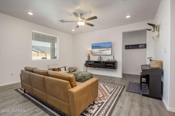 6109 Montgomery Road, Las Cruces, NM 88012 photo 3