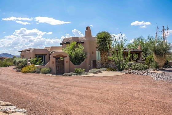 3935 Saguaro Court, Las Cruces, NM 88011 photo 2