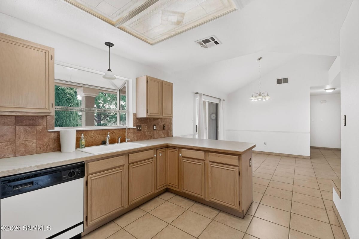 753 Scenic View Drive, Las Cruces, NM 88011 photo 7