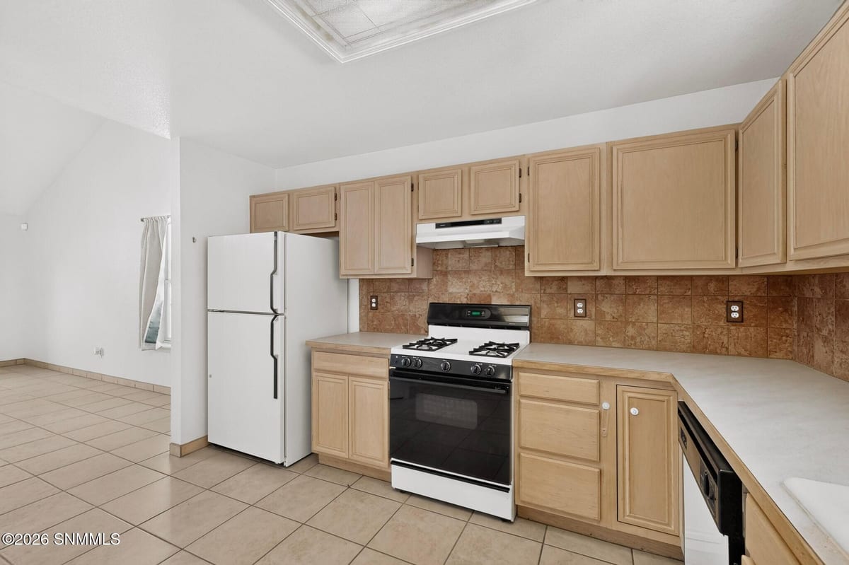 753 Scenic View Drive, Las Cruces, NM 88011 photo 8