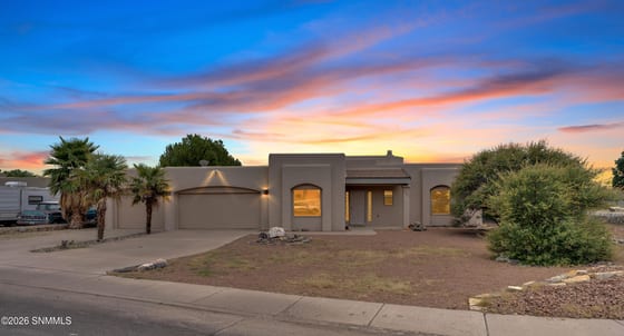 3903 Stoneybrook Circle, Las Cruces, NM 88005 photo 2
