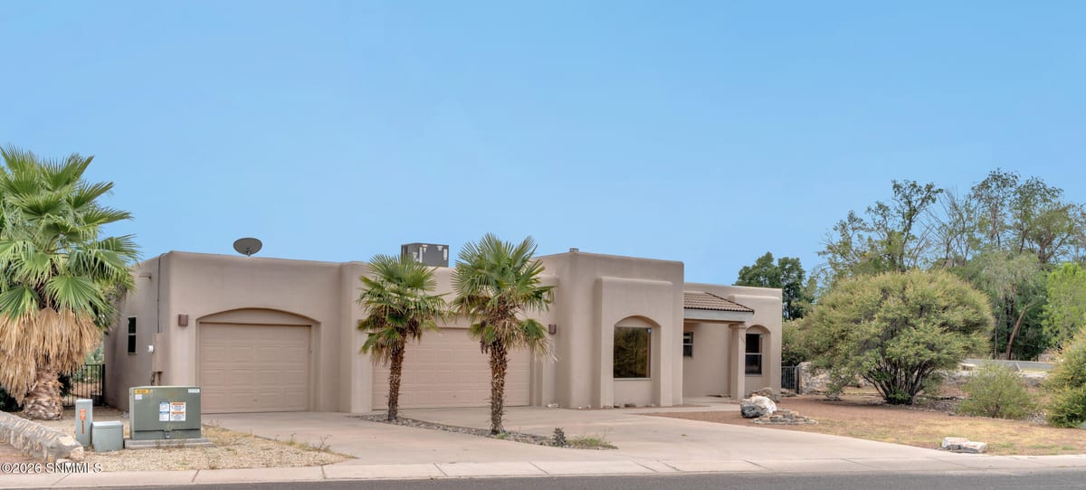 3903 Stoneybrook Circle, Las Cruces, NM 88005 photo 4