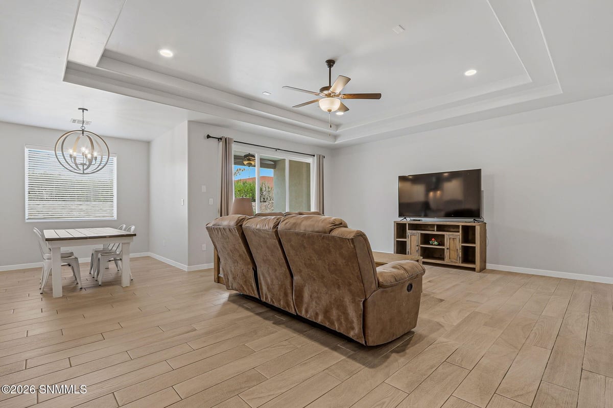 6093 Arosa Street, Las Cruces, NM 88012 photo 6