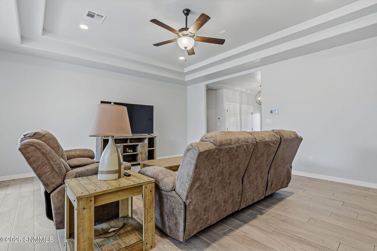 6093 Arosa Street, Las Cruces, NM 88012 photo 7