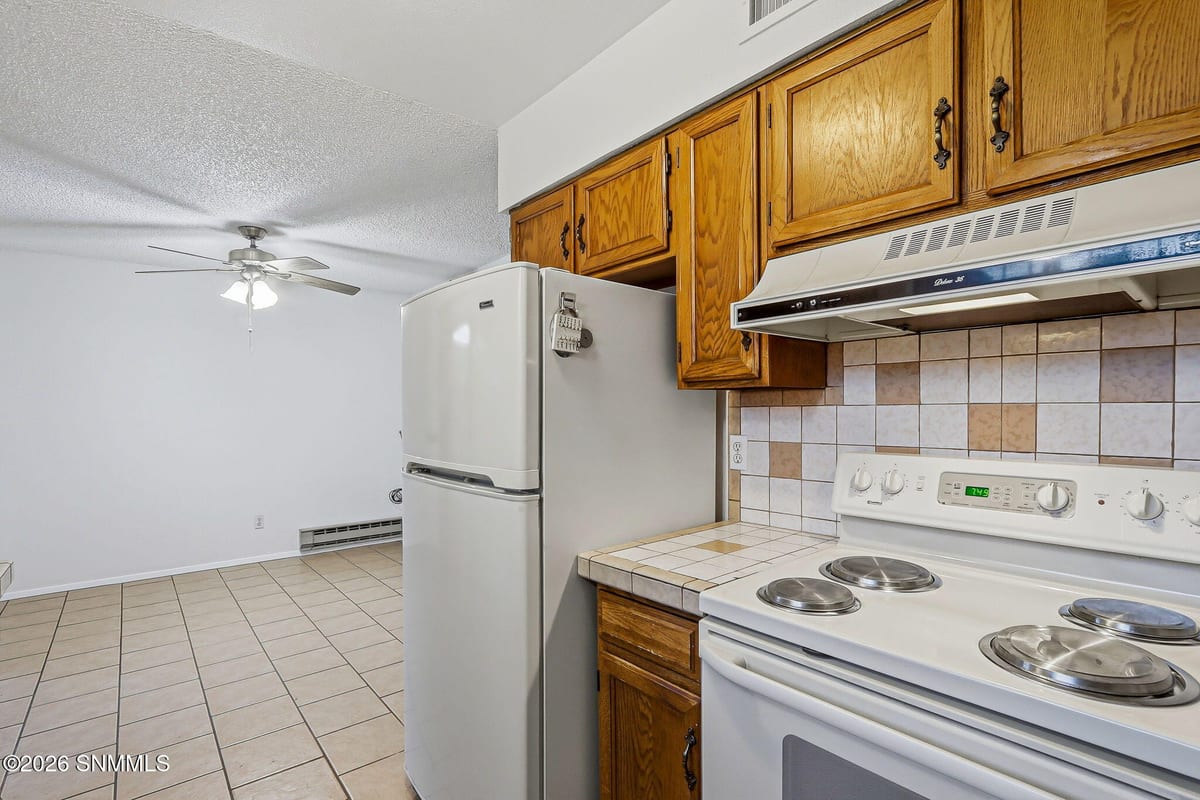 1636 Capitan Avenue, Las Cruces, NM 88001 photo 14