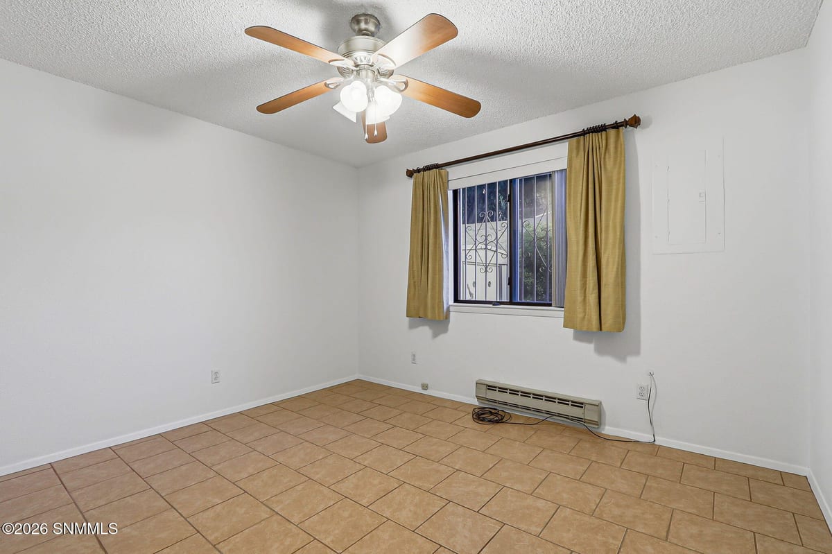 1636 Capitan Avenue, Las Cruces, NM 88001 photo 15
