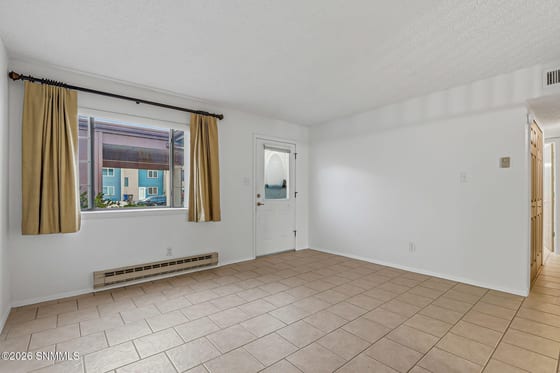 1636 Capitan Avenue, Las Cruces, NM 88001 photo 4