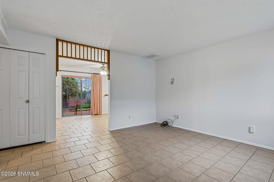 1636 Capitan Avenue, Las Cruces, NM 88001 photo 5