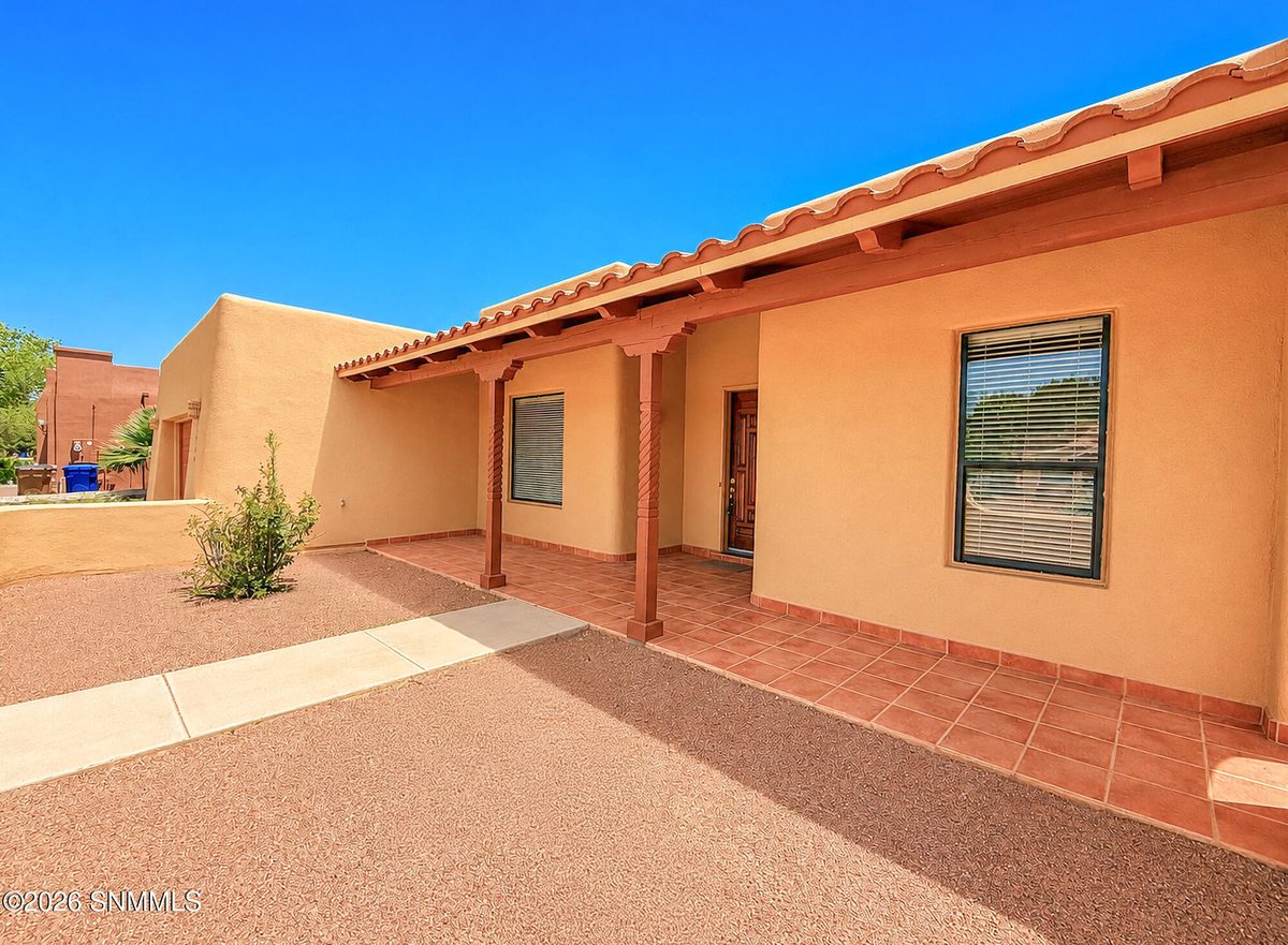 2040 Sorrento Place, Las Cruces, NM 88005 photo 6