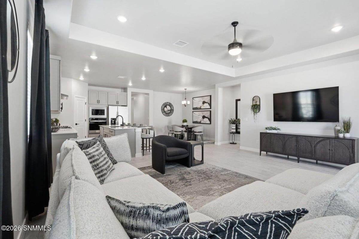 7528 Sierra Este Place, Las Cruces, NM 88012 photo 5