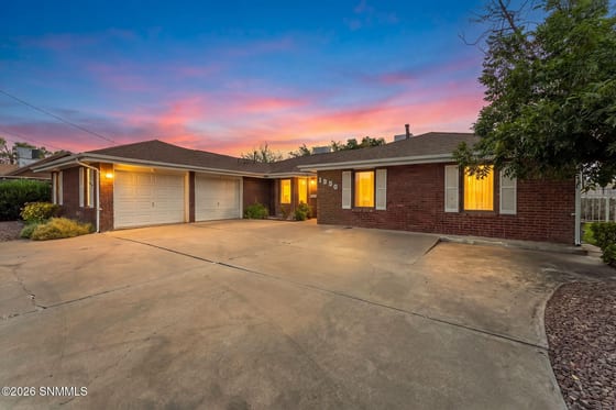 1950 Rosedale Drive, Las Cruces, NM 88005 photo 2