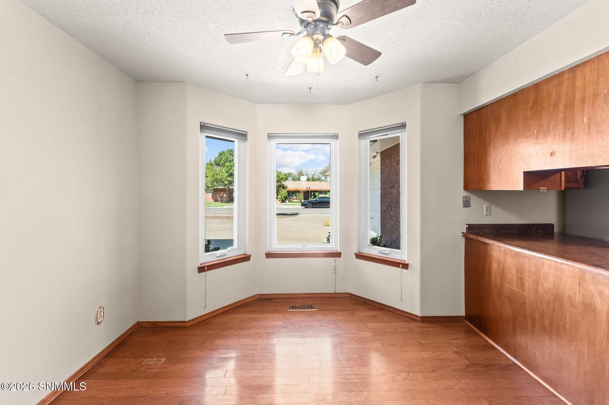 1950 Rosedale Drive, Las Cruces, NM 88005 photo 10