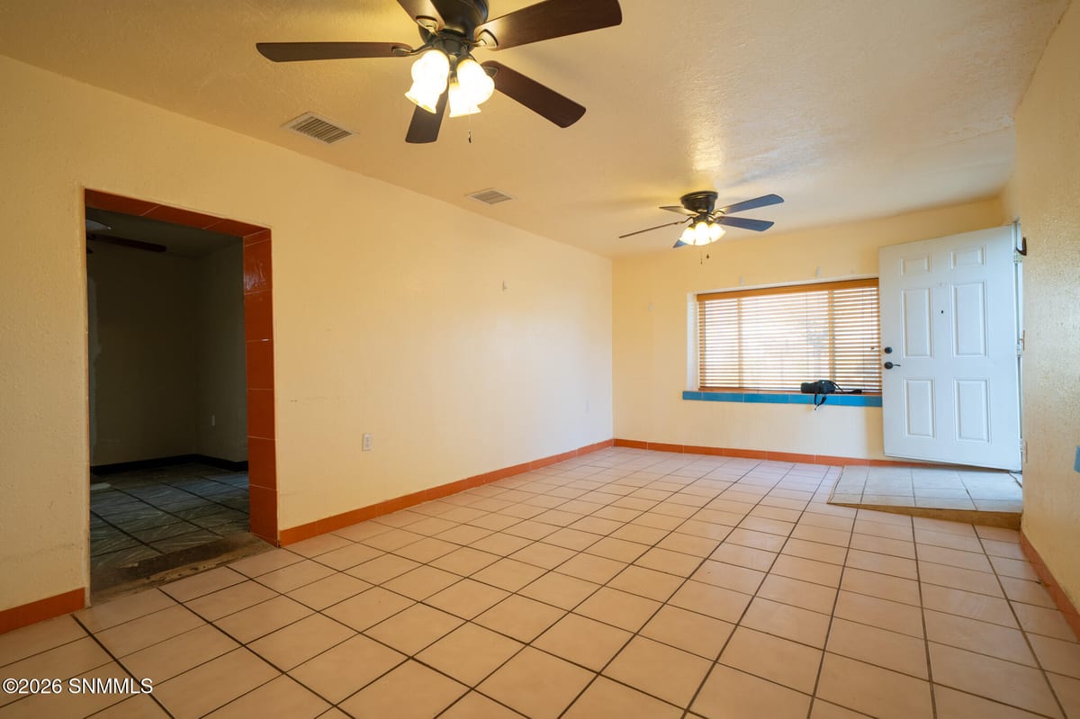 204 W Chopes Street, La Mesa, NM 88044 photo 3