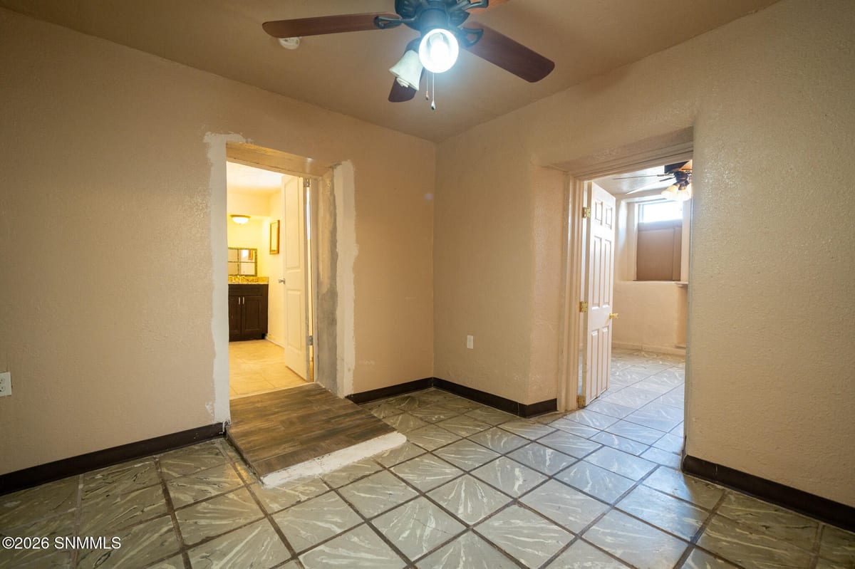 204 W Chopes Street, La Mesa, NM 88044 photo 10