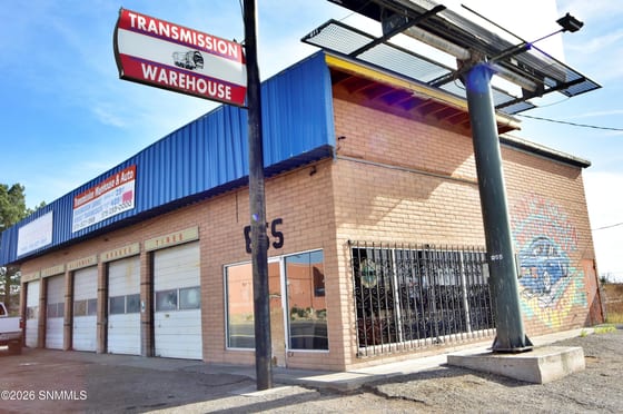 655 N Solano Drive, Las Cruces, NM 88001 photo 3